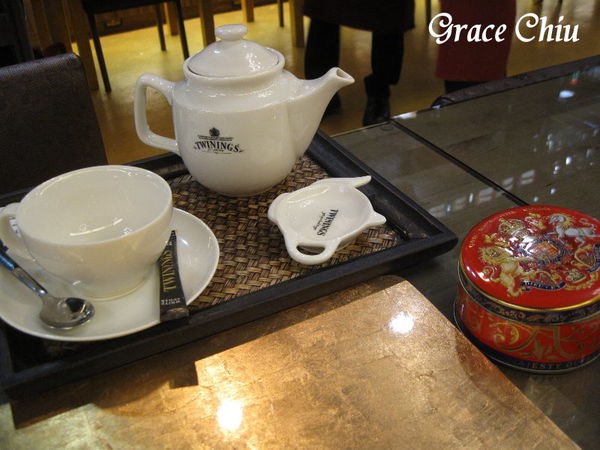 FrenchWindows 琺蘭綺瑥朵%2F捷運市政府站%2F英國唐寧Twinings%2F高級餐廳