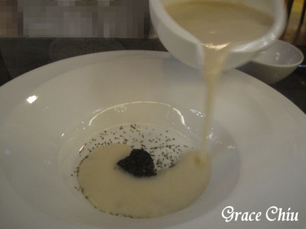 FrenchWindows 琺蘭綺瑥朵%2F捷運市政府站%2F英國唐寧Twinings%2F高級餐廳