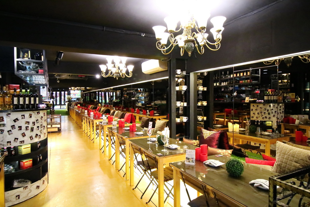 French Windows，市府捷運美食，琺蘭綺瑥朵茶餐館，聖誕大餐，求婚餐廳， 