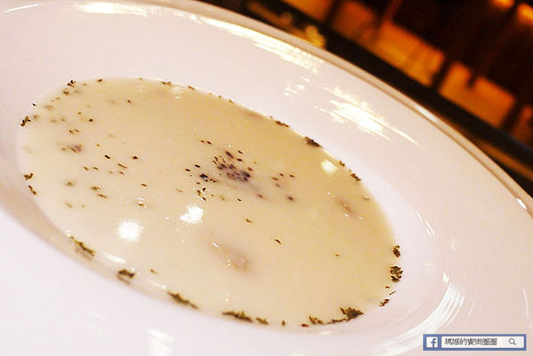 FrenchWindows 琺蘭綺瑥朵：◆台北信義。捷運市政府站【FrenchWindows琺蘭綺瑥朵茶餐館】六星級英式皇家時尚茶餐館。享受美饌好品味