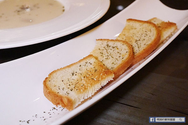 FrenchWindows 琺蘭綺瑥朵：◆台北信義。捷運市政府站【FrenchWindows琺蘭綺瑥朵茶餐館】六星級英式皇家時尚茶餐館。享受美饌好品味