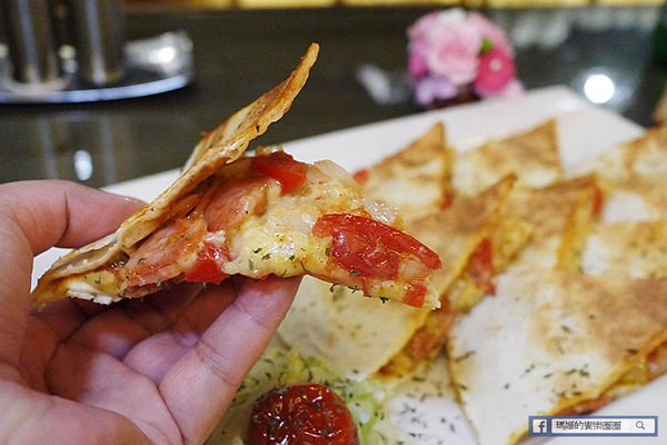 FrenchWindows 琺蘭綺瑥朵：◆台北信義。捷運市政府站【FrenchWindows琺蘭綺瑥朵茶餐館】六星級英式皇家時尚茶餐館。享受美饌好品味