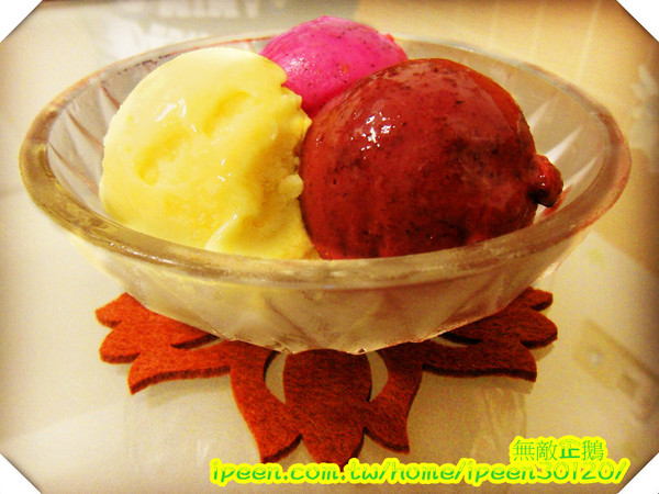 喜樂多水果優格冰淇淋:【台南-永康】天然美味的冰品~連營養師都說讚!《喜樂多水果優格冰淇淋》