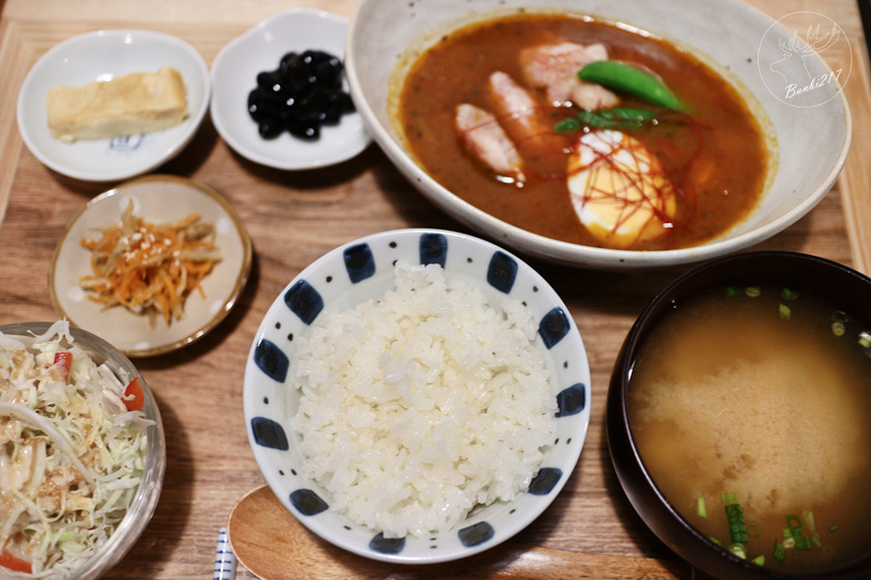 Banbi217 美食旅遊: [台北松山民生社區]花家食堂,家常日式料理定食、湯咖哩 、下午茶甜點、鍋物