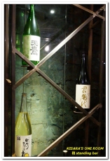 棧 standing bar：東區串燒．吃喝到開心的現代風居食屋──棧standing bar