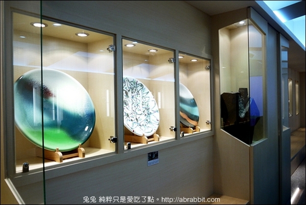 新百祿燕窩觀光工廠：[台南]新百祿燕窩觀光工廠–可以DIY做燕窩，太有趣啦！