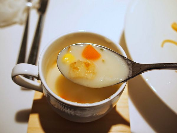 Ping18：【食記】台中Ping18 Bistro 品十八日法輕食@西屯 : 看似普通卻出乎意料,令人不自覺說好吃的異國風味!