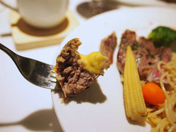 Ping18：【食記】台中Ping18 Bistro 品十八日法輕食@西屯 : 看似普通卻出乎意料,令人不自覺說好吃的異國風味!