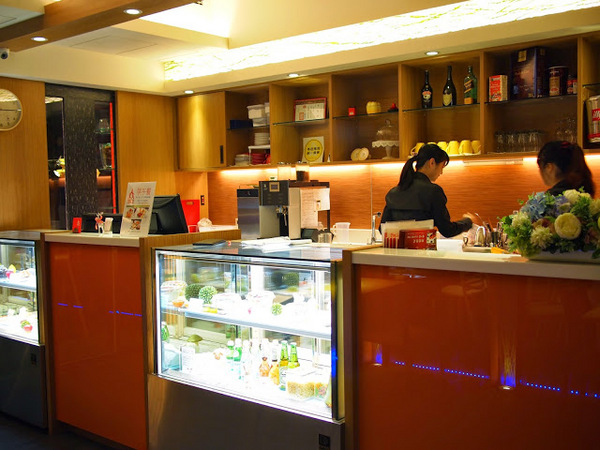 Ping18：【食記】台中Ping18 Bistro 品十八日法輕食@西屯 : 看似普通卻出乎意料,令人不自覺說好吃的異國風味!