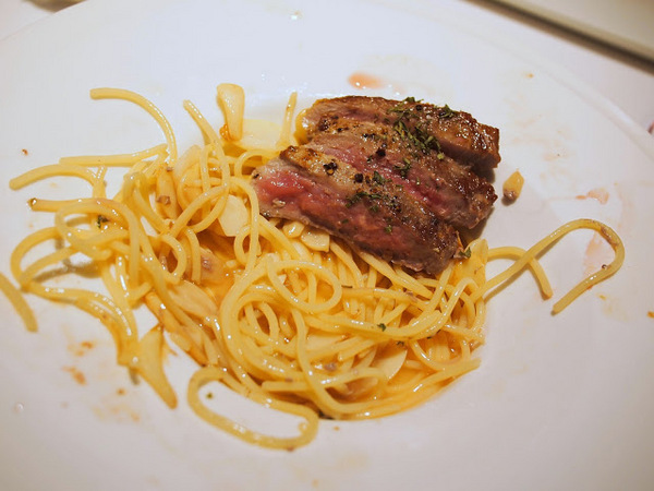 Ping18：【食記】台中Ping18 Bistro 品十八日法輕食@西屯 : 看似普通卻出乎意料,令人不自覺說好吃的異國風味!