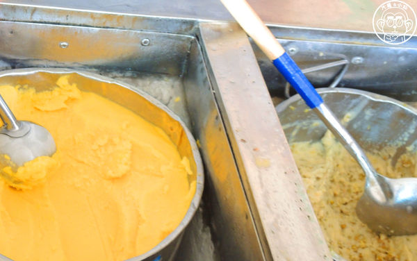 榕樹下阿嬤古早冰：呷飽祙【桃園中壢･榕樹下冰店 綿綿冰】阿嬤級的古早味