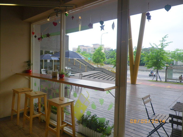 HOLD JUICE：【HOLD JUICE】令人戀戀不忘的[輕食吧]