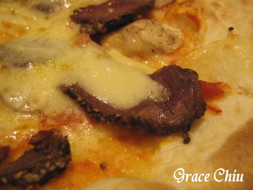 Cold Stone酷聖石頂級冰淇淋(桂林門市)：COLD STONE 酷聖石～蕃茄蘑菇牛肉薄餅(家樂福桂林店)