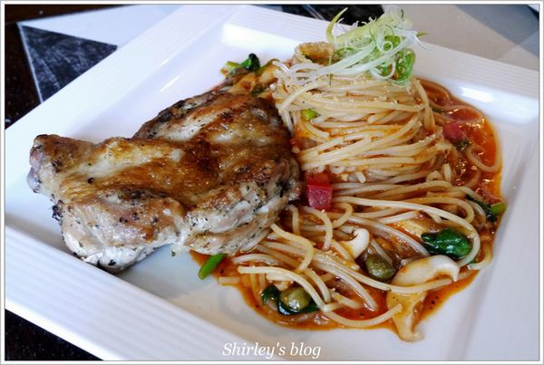 Dine in cafe：中山站‧ Dine in Cafe