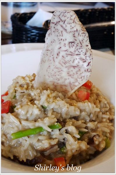 Dine in cafe：中山站‧ Dine in Cafe