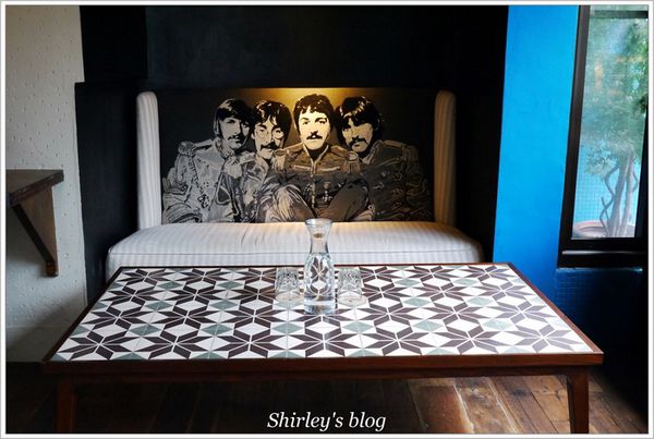 Dine in cafe：中山站‧ Dine in Cafe