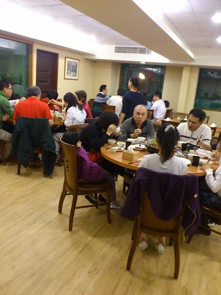 牛老大：[高雄][美食]牛老大涮涮鍋~牛肉鮮嫩一吃上癮