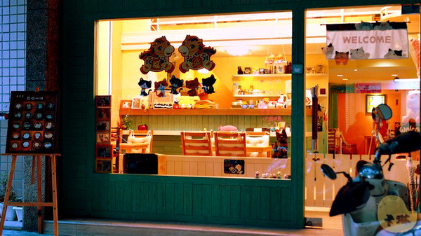 這裡有貓 caf'e:【食記】台中。《這裡有貓 caf'e》超可愛貓拉花!