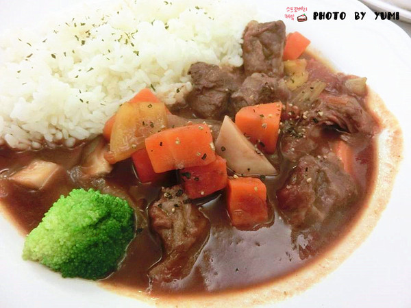 莉雅法式西點:【邀稿】夢幻甜點搭配豪華鹹派無敵好吃~親切服務免服務費~大推!!@莉雅法式西點