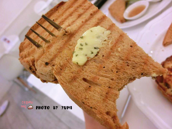 莉雅法式西點:【邀稿】夢幻甜點搭配豪華鹹派無敵好吃~親切服務免服務費~大推!!@莉雅法式西點