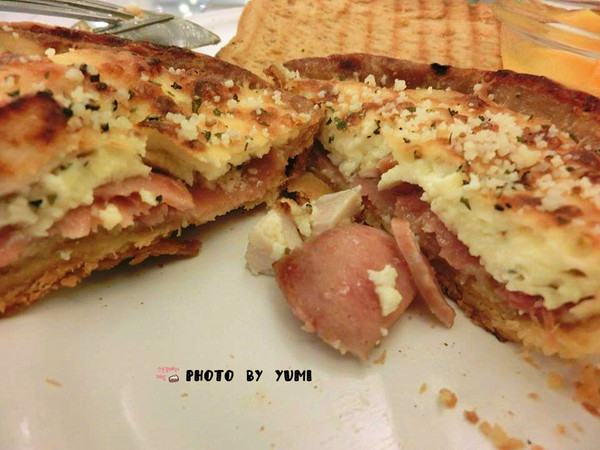 莉雅法式西點:【邀稿】夢幻甜點搭配豪華鹹派無敵好吃~親切服務免服務費~大推!!@莉雅法式西點