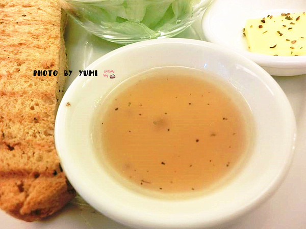 莉雅法式西點:【邀稿】夢幻甜點搭配豪華鹹派無敵好吃~親切服務免服務費~大推!!@莉雅法式西點