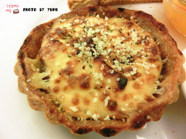 莉雅法式西點:【邀稿】夢幻甜點搭配豪華鹹派無敵好吃~親切服務免服務費~大推!!@莉雅法式西點