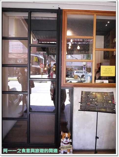 框框美式餐館 Frame Diner：新北新店 框框美式餐館～大份量早午餐/漢堡