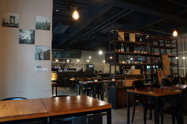 Mastro Cafe：Mastro Cafe ♥戰斧豬排 ♥木盆沙拉 ♥內湖