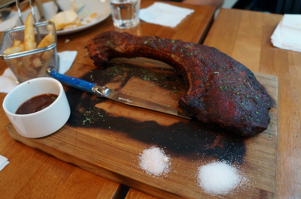 Mastro Cafe：Mastro Cafe ♥戰斧豬排 ♥木盆沙拉 ♥內湖