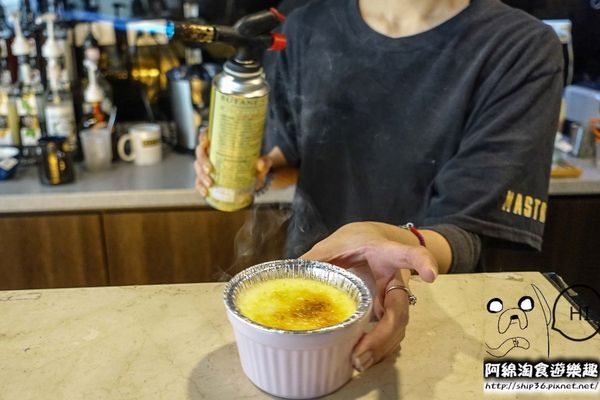 【台北早午餐】【北捷內湖港墘站】Mastro Cafe-份量大!!大口吃美食超滿足．帶骨牛小排/鐵鍋舒芙蕾/人氣早午餐/內湖科學園區