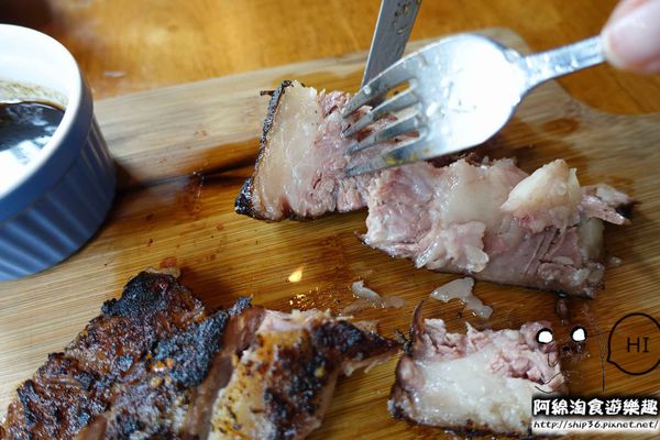 【台北早午餐】【北捷內湖港墘站】Mastro Cafe-份量大!!大口吃美食超滿足．帶骨牛小排/鐵鍋舒芙蕾/人氣早午餐/內湖科學園區