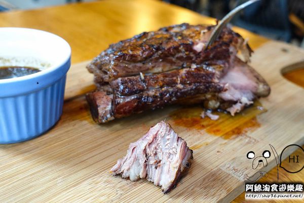 【台北早午餐】【北捷內湖港墘站】Mastro Cafe-份量大!!大口吃美食超滿足.帶骨牛小排/鐵鍋舒芙蕾/人氣早午餐/內湖科學園區