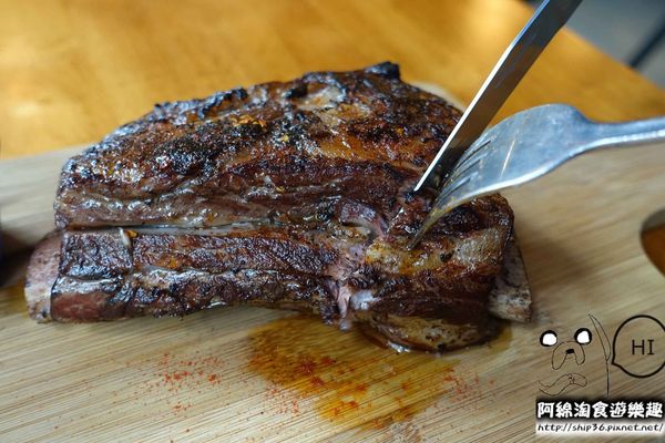 【台北早午餐】【北捷內湖港墘站】Mastro Cafe-份量大!!大口吃美食超滿足．帶骨牛小排/鐵鍋舒芙蕾/人氣早午餐/內湖科學園區