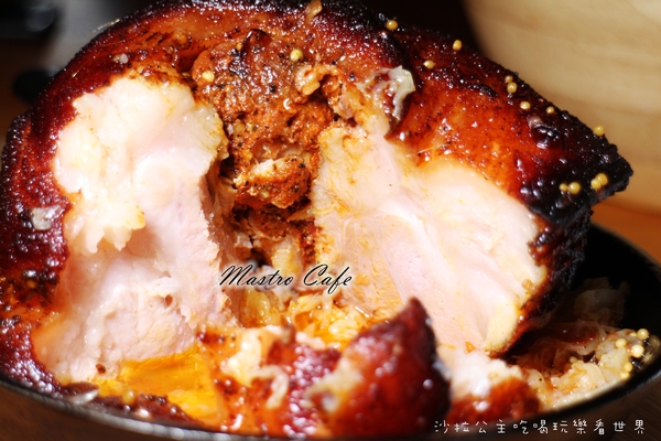 Mastro Cafe:內湖美食『Mastro Cafe』新菜單德國豬腳/牛小排/舒芙蕾/捷運港墘站