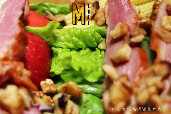 Mastro Cafe:內湖美食『Mastro Cafe』新菜單德國豬腳/牛小排/舒芙蕾/捷運港墘站