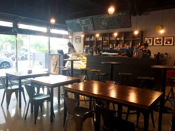 Mastro Cafe:Mastro Cafe