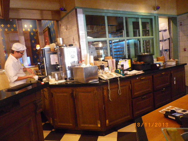 PAUL保羅麵包沙龍(仁愛店): PAUL保羅麵包沙龍(仁愛店)˙恍若置身21世紀法國