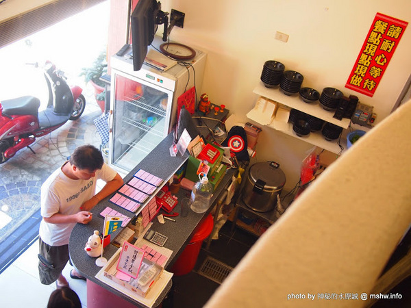 阿芃師鴨香寶當歸鴨：【食記】台中阿芃師鴨香寶當歸鴨@西屯 : 北平烤鴨外的魅力新吃法, 單吃,配飯或下酒都很適合呢!