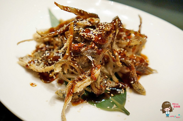 台北W酒店-紫艷中餐廳：【食記】台北信義 W Hotel YEN紫艷中餐廳 都市美麗夜景 片皮烤鴨兩吃 星級港式料理經典奢華