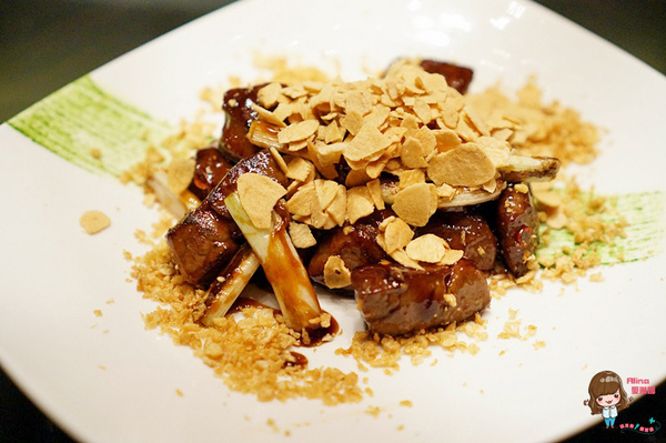 台北W酒店-紫艷中餐廳：【食記】台北信義 W Hotel YEN紫艷中餐廳 都市美麗夜景 片皮烤鴨兩吃 星級港式料理經典奢華