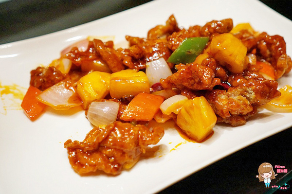 台北W酒店-紫艷中餐廳：【食記】台北信義 W Hotel YEN紫艷中餐廳 都市美麗夜景 片皮烤鴨兩吃 星級港式料理經典奢華