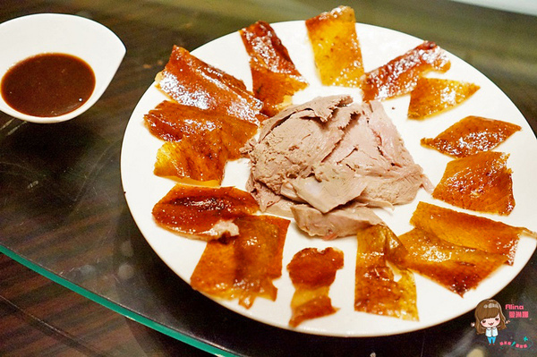 台北W酒店-紫艷中餐廳：【食記】台北信義 W Hotel YEN紫艷中餐廳 都市美麗夜景 片皮烤鴨兩吃 星級港式料理經典奢華