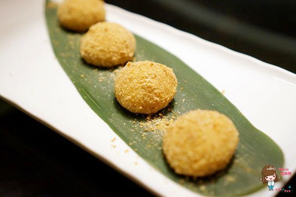 台北W酒店-紫艷中餐廳：【食記】台北信義 W Hotel YEN紫艷中餐廳 都市美麗夜景 片皮烤鴨兩吃 星級港式料理經典奢華