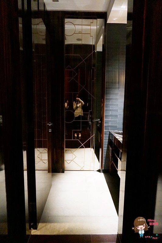 台北W酒店-紫艷中餐廳：【食記】台北信義 W Hotel YEN紫艷中餐廳 都市美麗夜景 片皮烤鴨兩吃 星級港式料理經典奢華