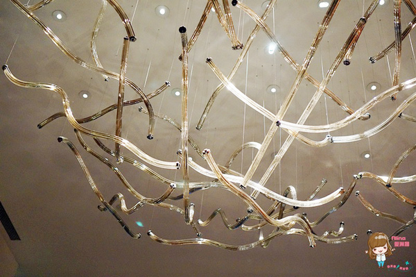 台北W酒店-紫艷中餐廳：【食記】台北信義 W Hotel YEN紫艷中餐廳 都市美麗夜景 片皮烤鴨兩吃 星級港式料理經典奢華