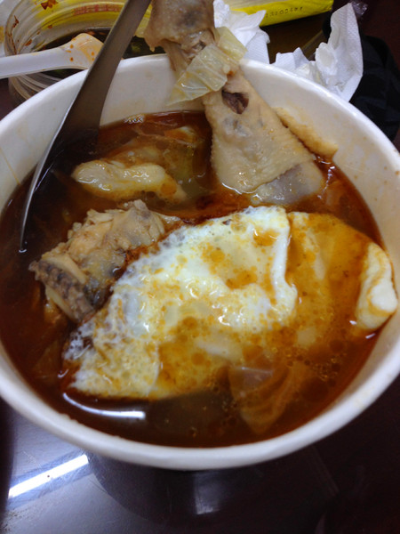 188宵夜早點：[台南]最OP的宵夜 咖哩飯X麻油雞 188