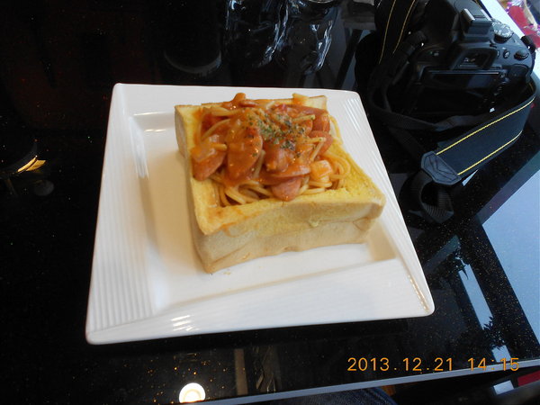 法羅烤箱 Often Oven：法羅烤箱-台南市中西區國華街二段100號