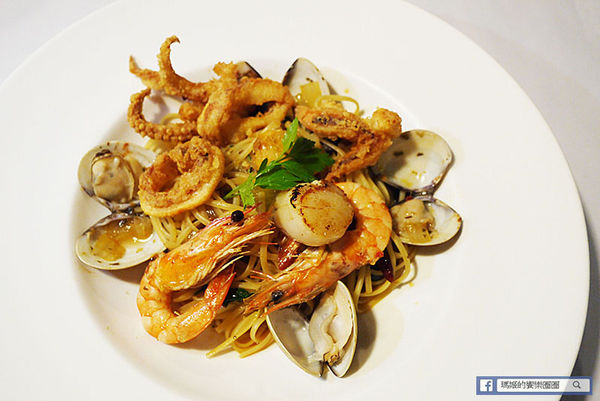 蝸牛義大利餐廳 Snail(敦南店)：◆台北大安。捷運信義安和【蝸牛義大利餐廳敦化店】義式商業午間套餐無限美味！