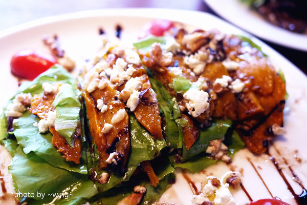 PS TAPAS 西班牙海鮮餐酒館(光復店)：［台北東區］道地異國地中海料理。PS TAPAS 西班牙海鮮餐酒館(光復店) 體驗